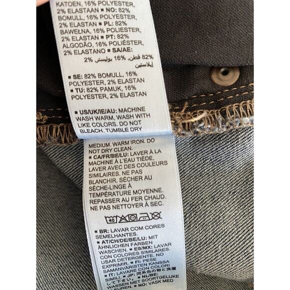 Amazon Essentials Womens Blue Mid Rise Cuffed Jean Shorts Size 12 - Picture 6 of 6